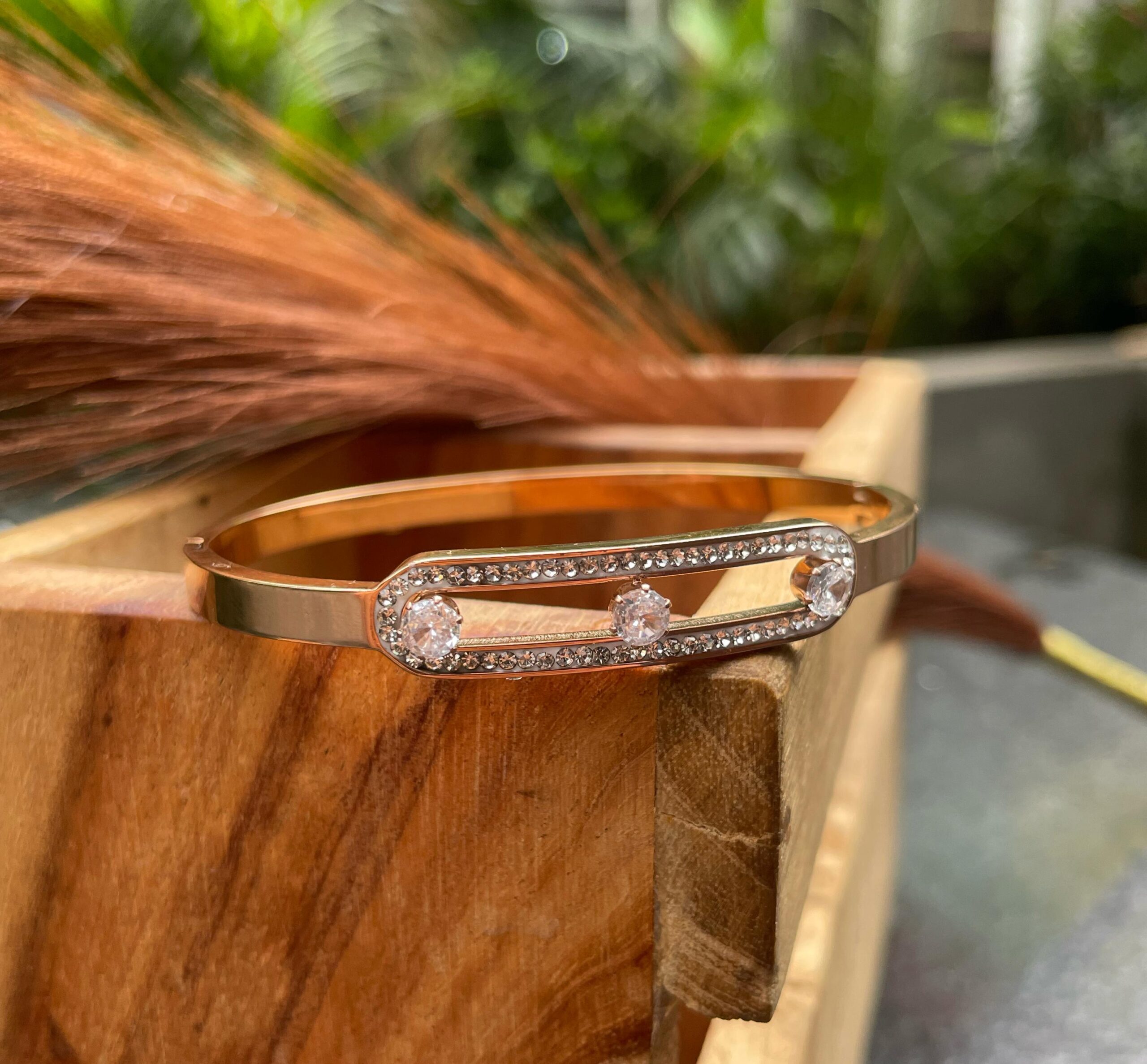 Aurora Glow Open-Circle Bracelet - Image 3